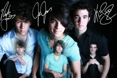 Jonas Brothers and their autog..