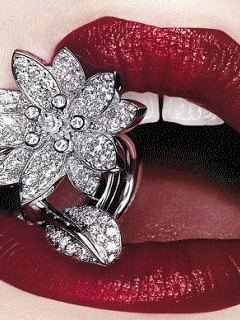 Lips & diamonds