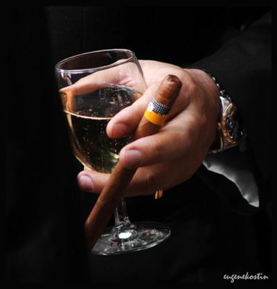 Wine & cigar