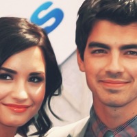 Demi lovato and Joe Jonas