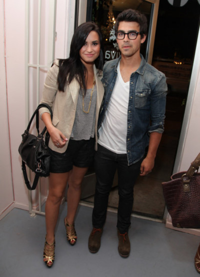 Demi lovato and Joe Jonas