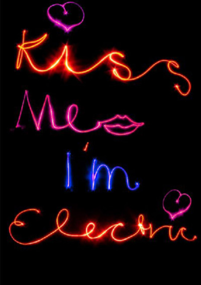 Kiss Me I'm elektric