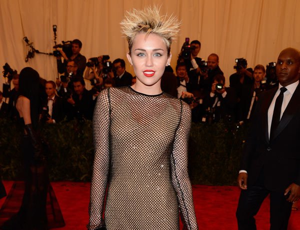 Miley Cyrus shot hair