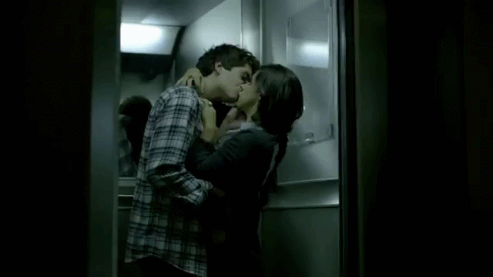 Kiss in the lift