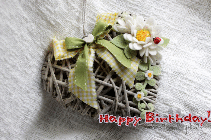 Happy Birthday! -- Heart & Flowers 