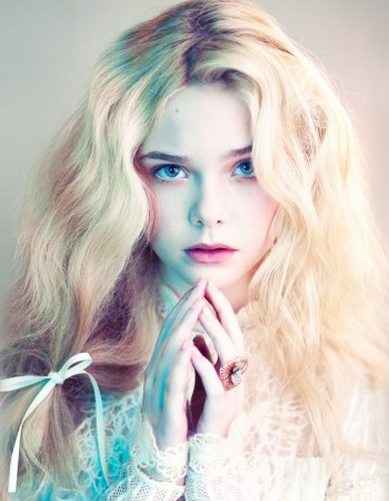 Elle Fanning 