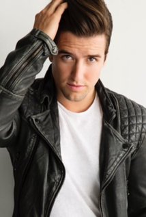 Logan Henderson