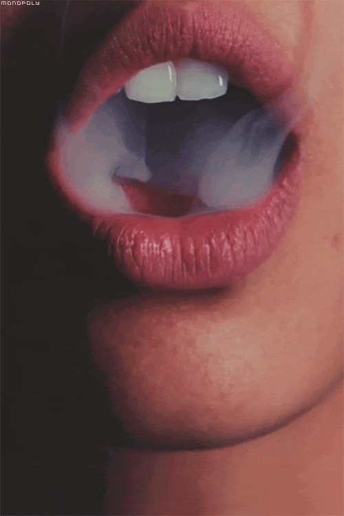 Sexy Lips & Cigarete