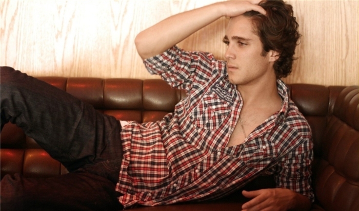 Diego Boneta