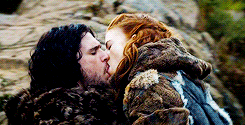 Game of Thrones Kiss