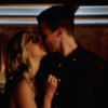 Oliver Queen and Felicity Smoak Kiss in Arrow 
