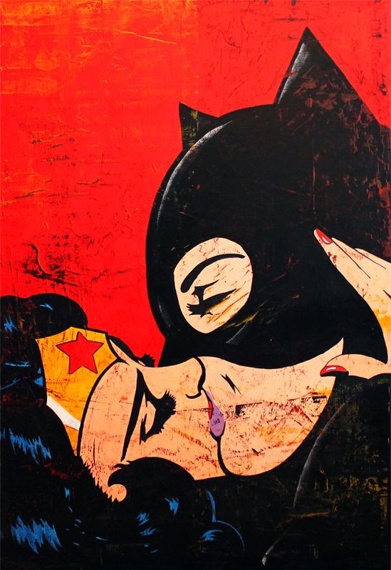 Batman & Wonder Woman Hot Kiss