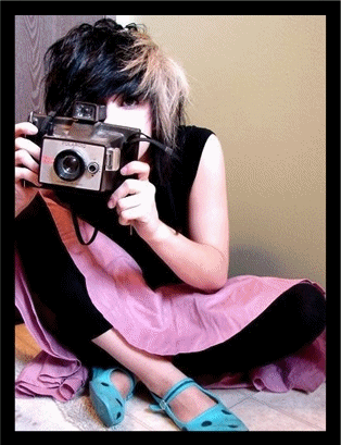 Emo Girl TakeIng A Photo